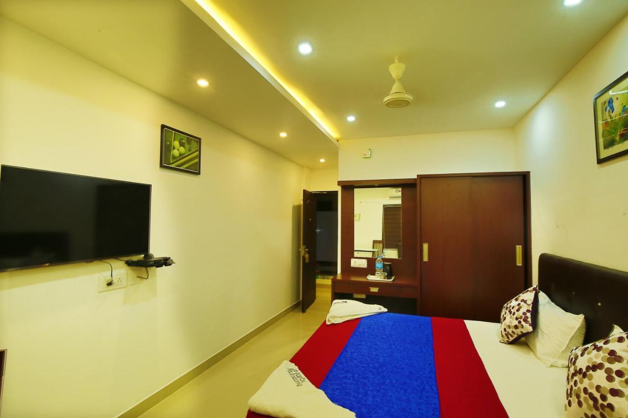 Karibu Residency Hotel Malappuram Exterior foto